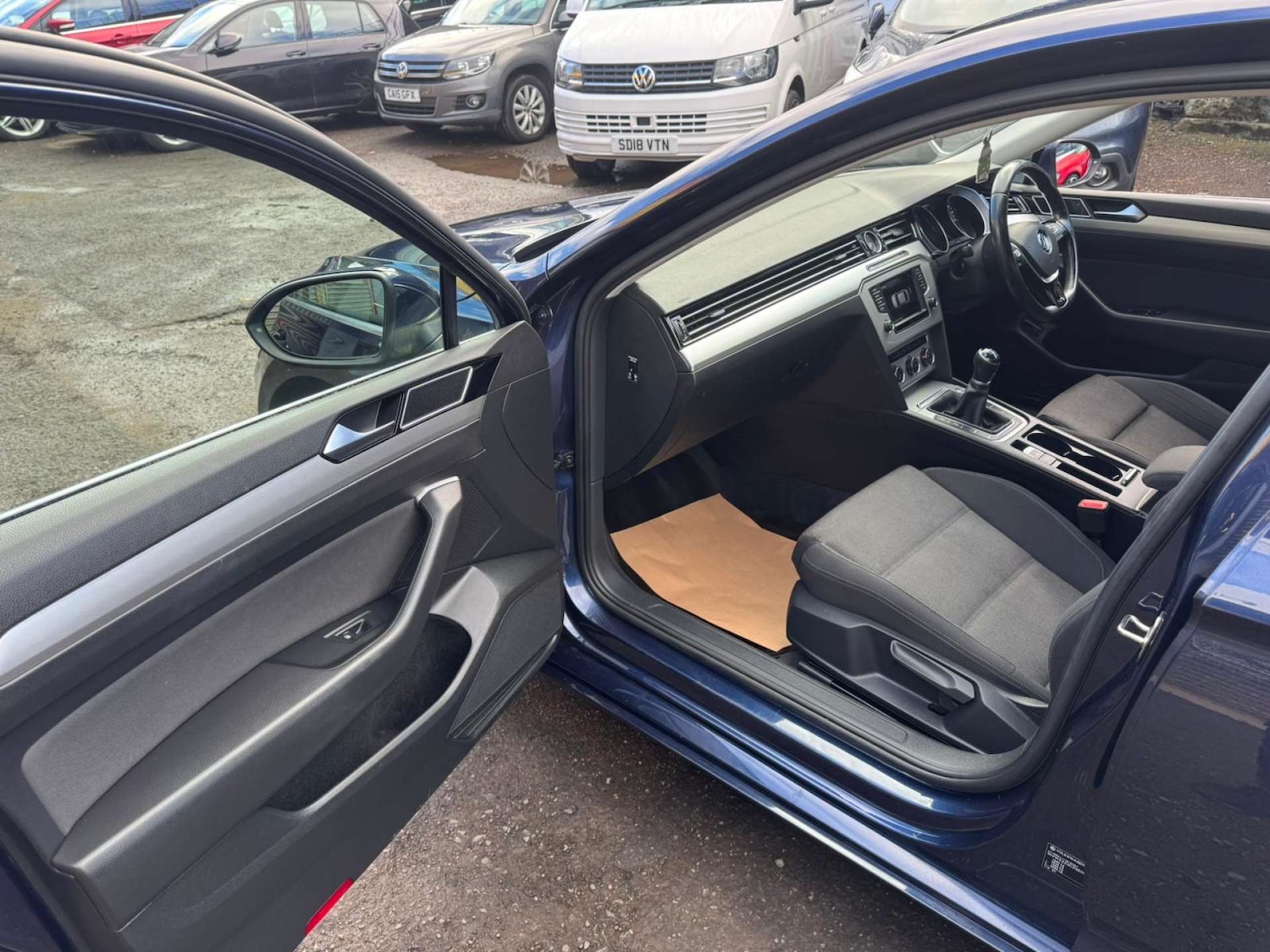 Used Volkswagen Passat 2015 for sale - 76331500: Photo 24