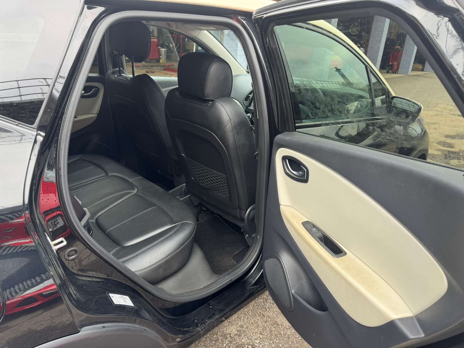 Used Renault Captur 2019 for sale - 76043929: Photo 19