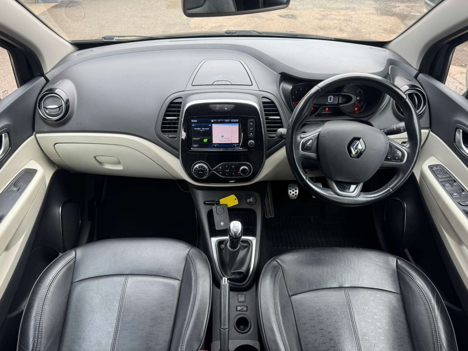 Used Renault Captur 2019 for sale - 76043929: Photo 30
