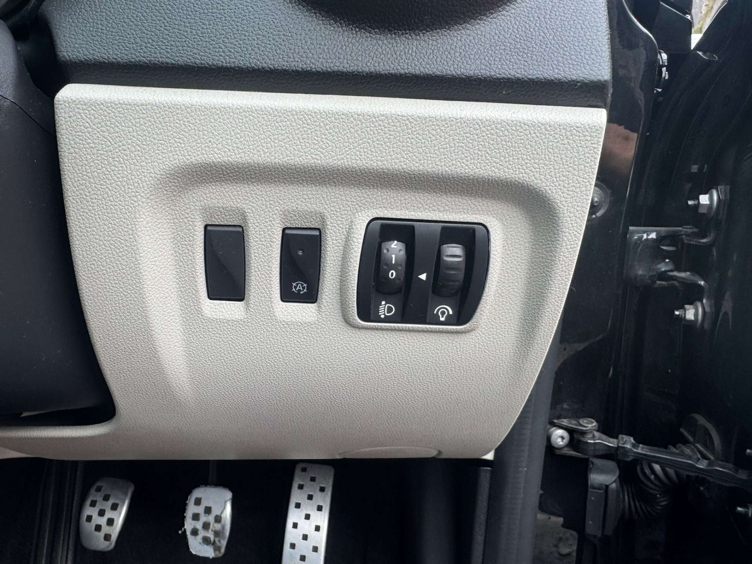 Used Renault Captur 2019 for sale - 76043929: Photo 33