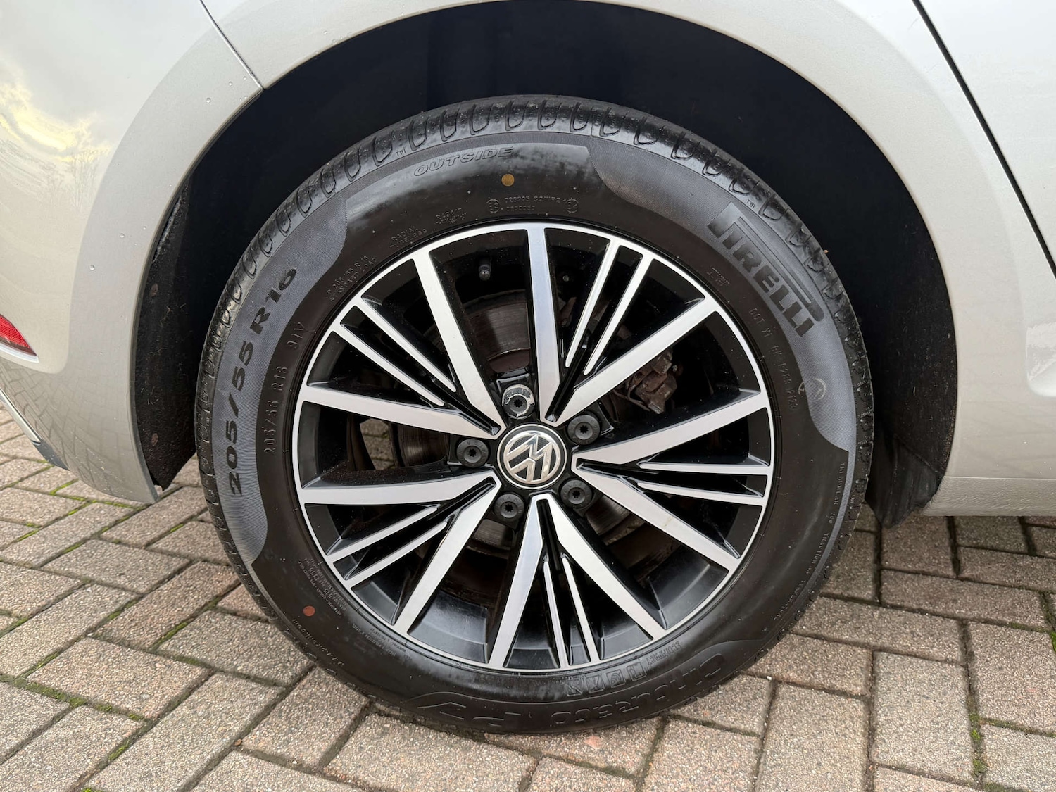 Used Volkswagen Golf 2018 for sale - 76845386: Photo 10