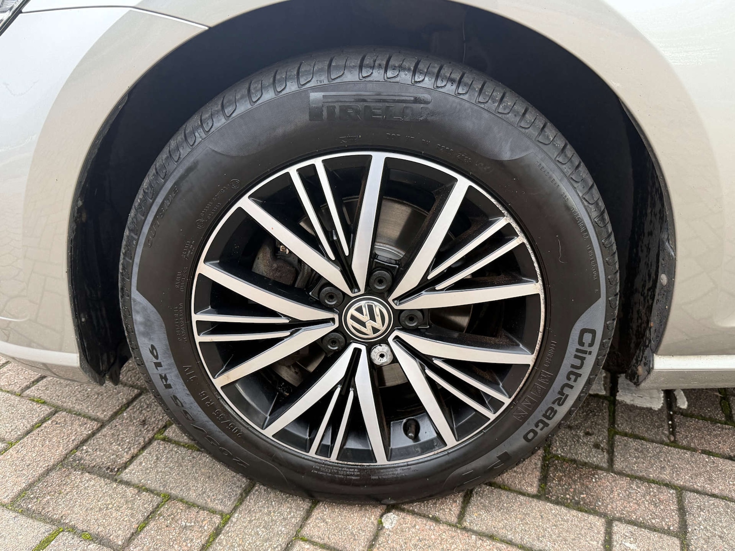 Used Volkswagen Golf 2018 for sale - 76845386: Photo 11