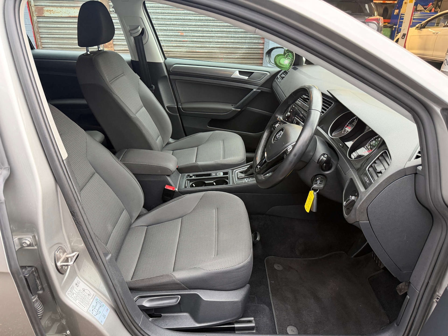 Used Volkswagen Golf 2018 for sale - 76845386: Photo 14