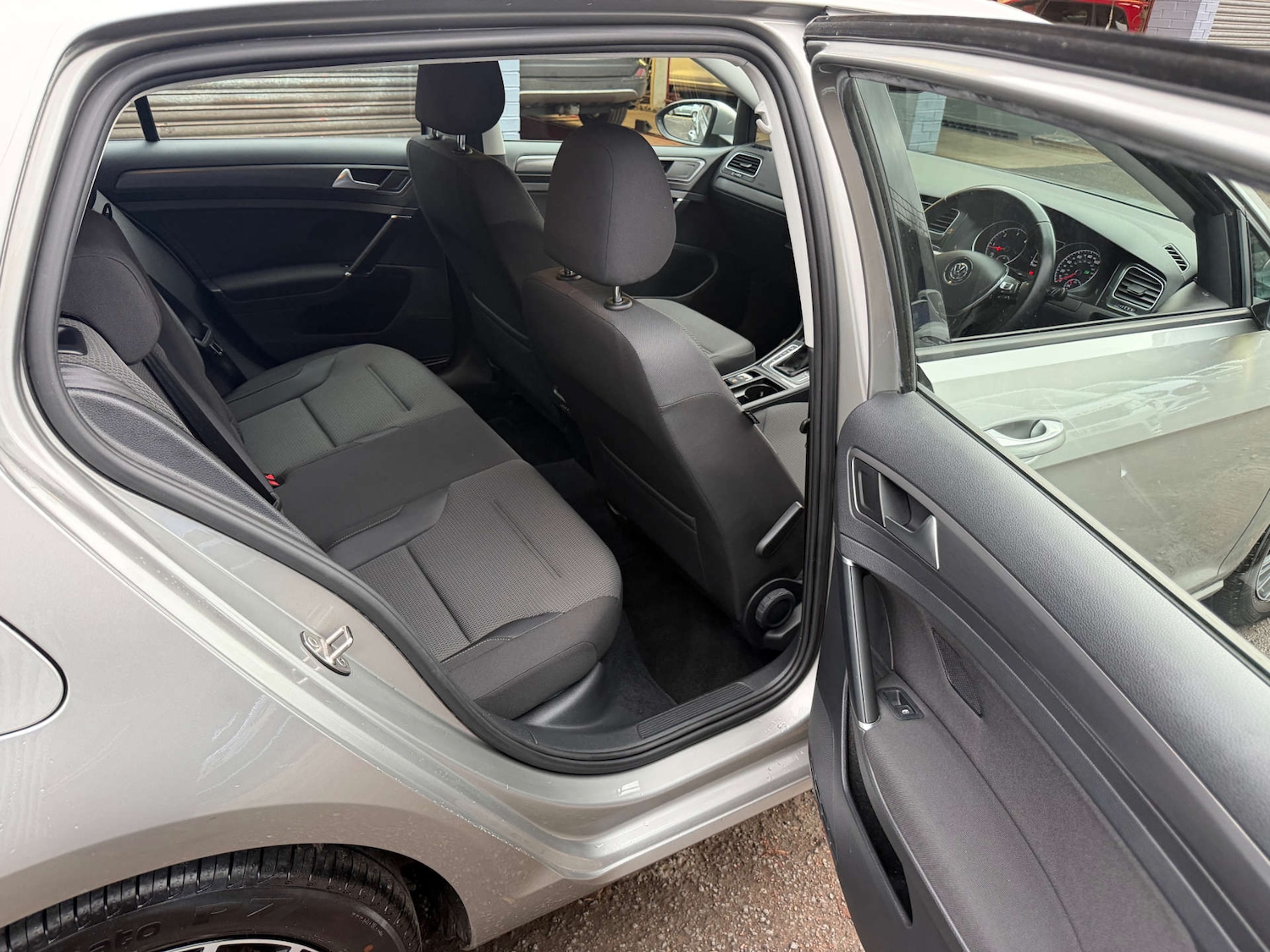 Used Volkswagen Golf 2018 for sale - 76845386: Photo 16