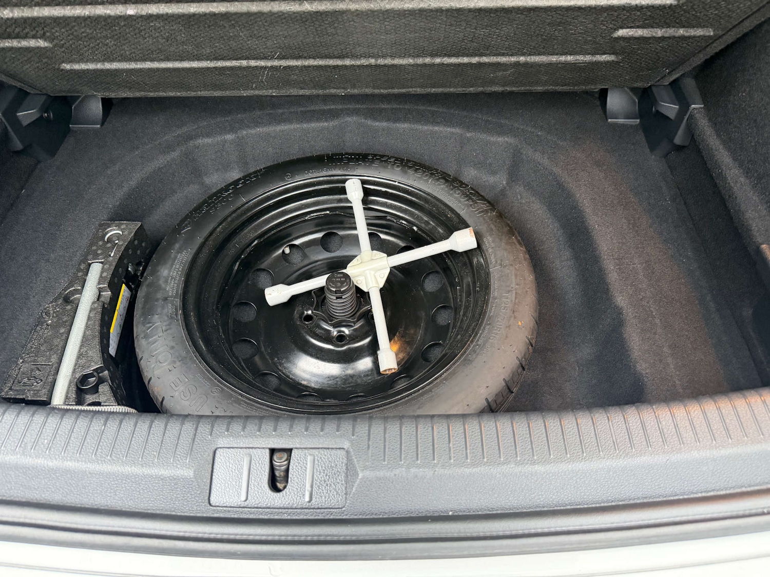 Used Volkswagen Golf 2018 for sale - 76845386: Photo 20