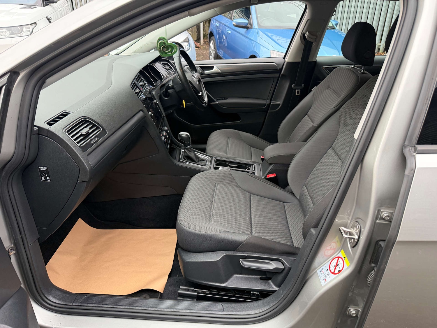 Used Volkswagen Golf 2018 for sale - 76845386: Photo 25