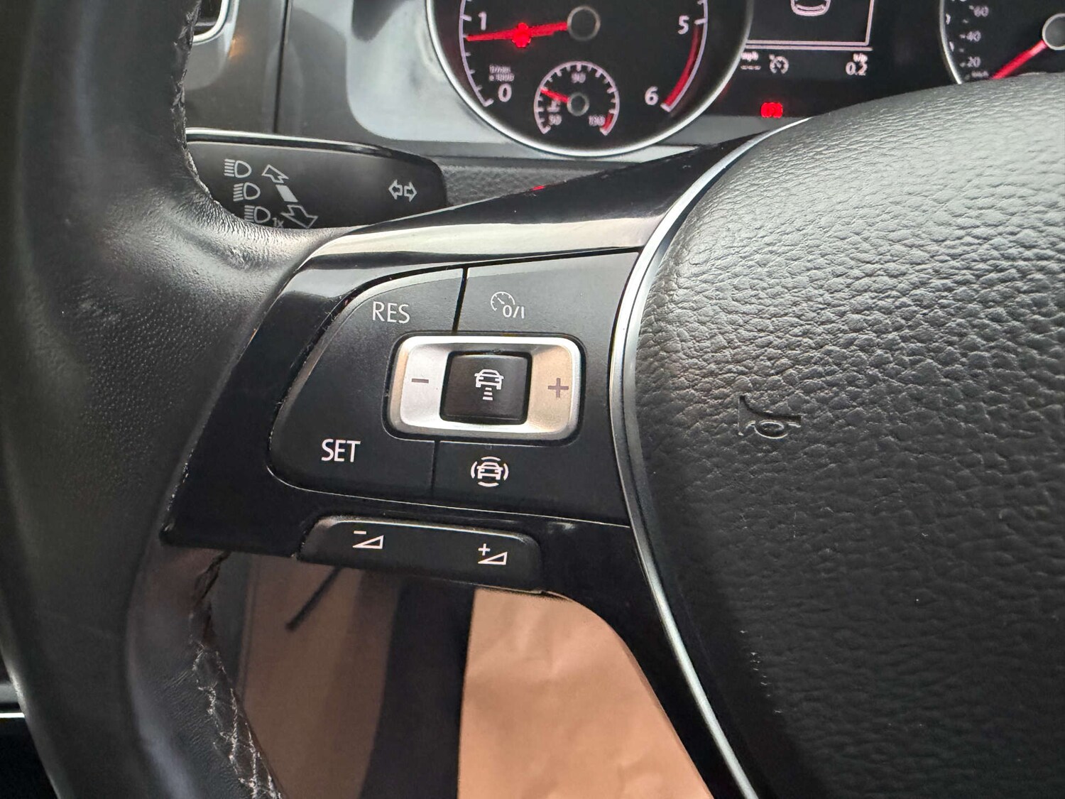 Used Volkswagen Golf 2018 for sale - 76845386: Photo 30