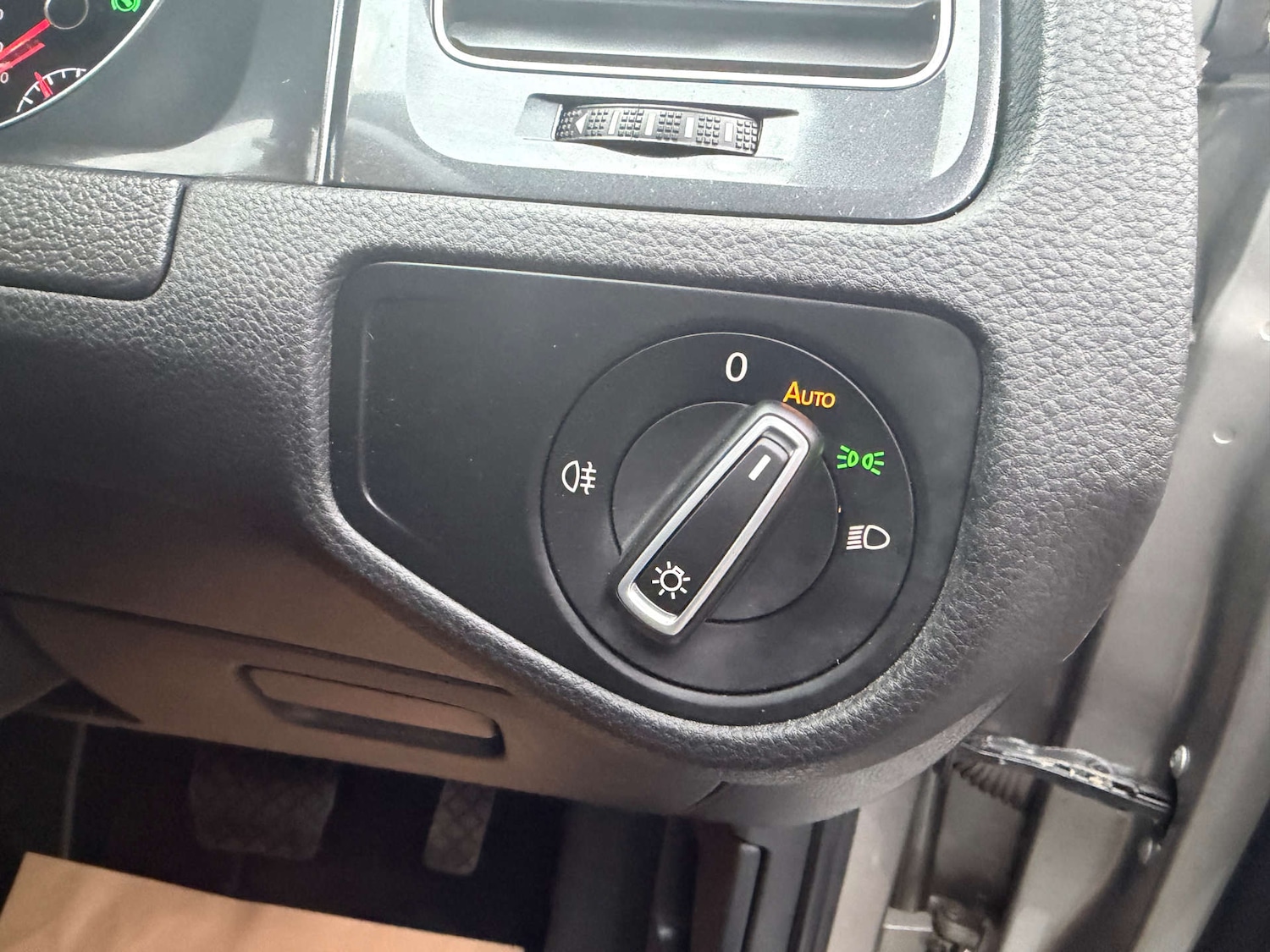 Used Volkswagen Golf 2018 for sale - 76845386: Photo 34