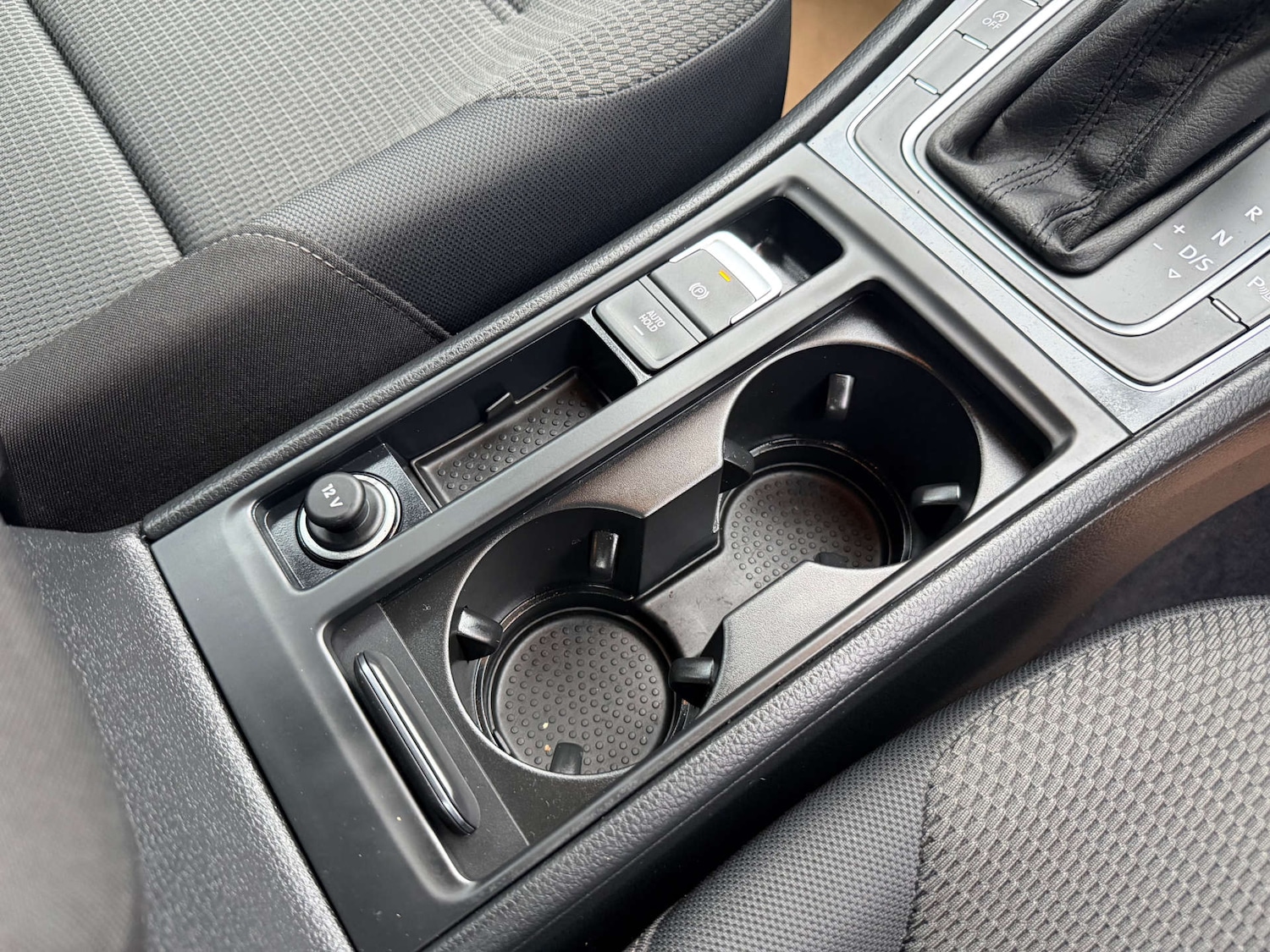 Used Volkswagen Golf 2018 for sale - 76845386: Photo 36