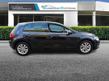 Used Volkswagen Golf 2014 for sale - 77084640: Photo