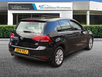 Used Volkswagen Golf 2014 for sale - 77084640: Photo