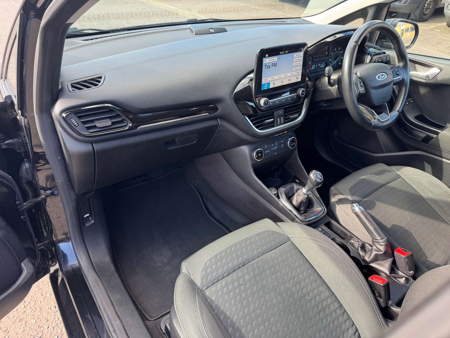 Used Ford Fiesta 2018 for sale - 76099811: Photo 23