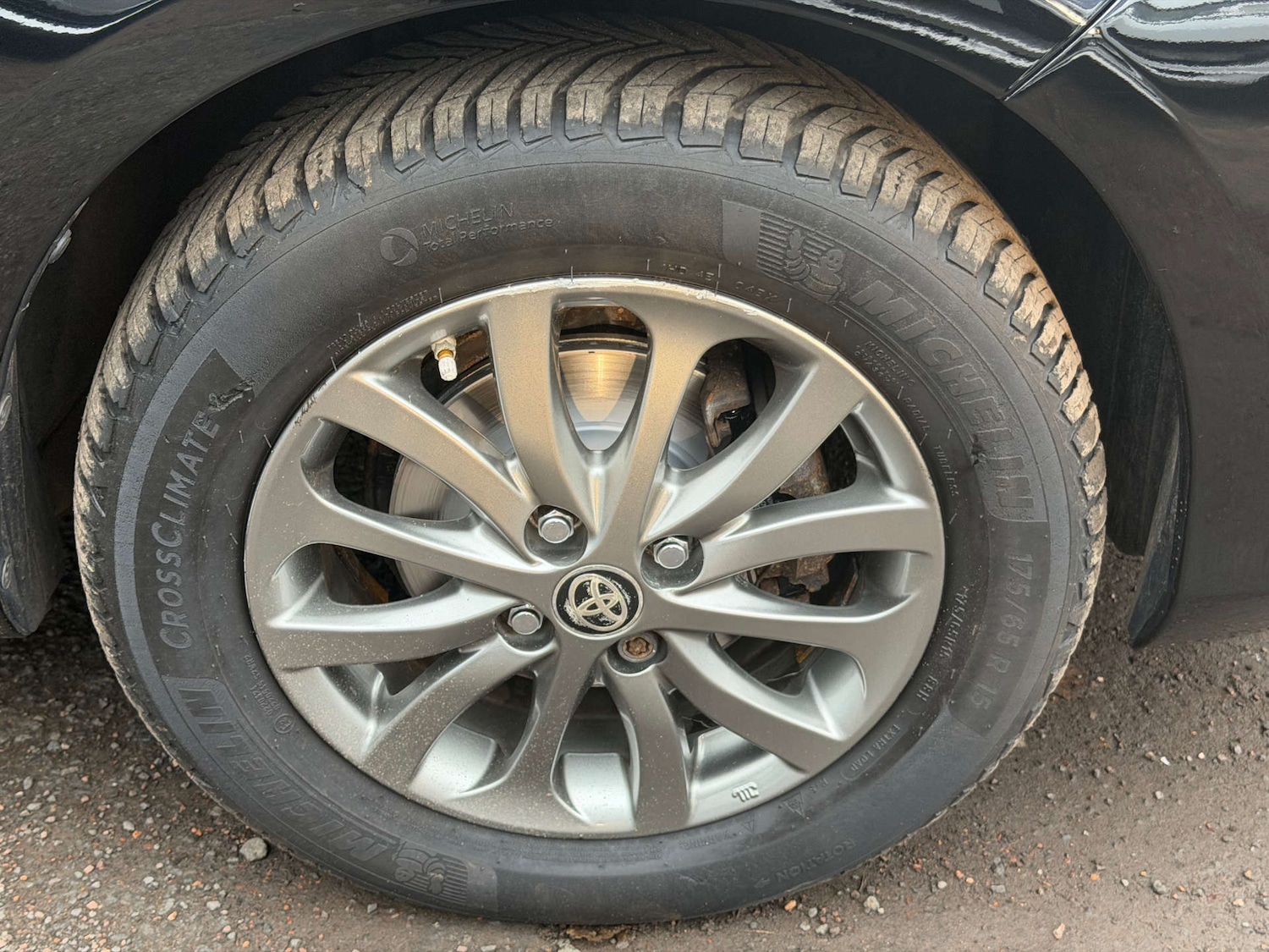 Used Toyota Yaris 2016 for sale - 76635781: Photo 10