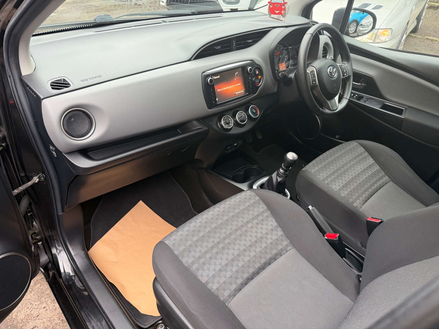 Used Toyota Yaris 2016 for sale - 76635781: Photo 28