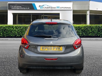 Used Peugeot 208 2018 for sale - 77745483: Photo