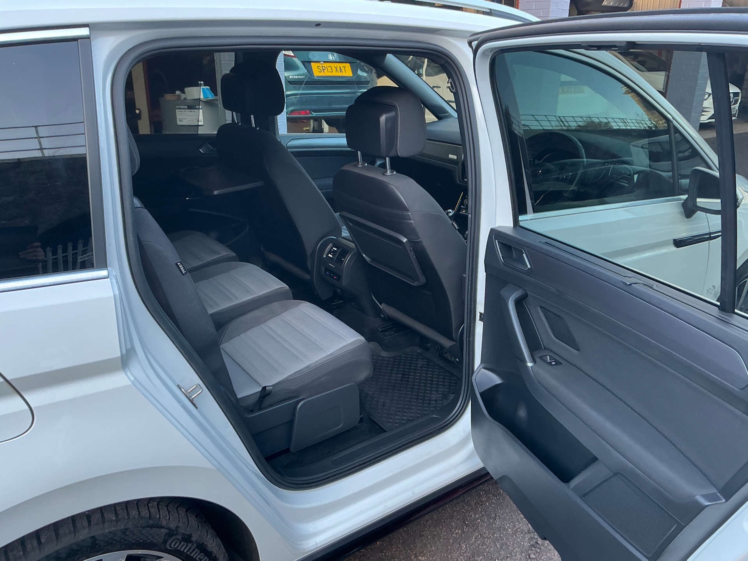 Used Volkswagen Touran 2018 for sale - 76606068: Photo 16