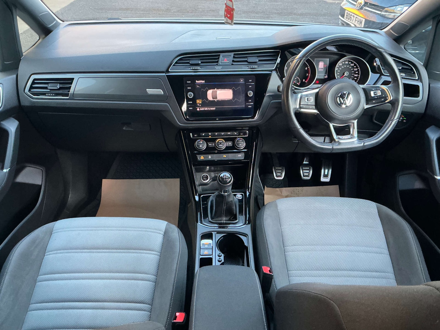 Used Volkswagen Touran 2018 for sale - 76606068: Photo 30