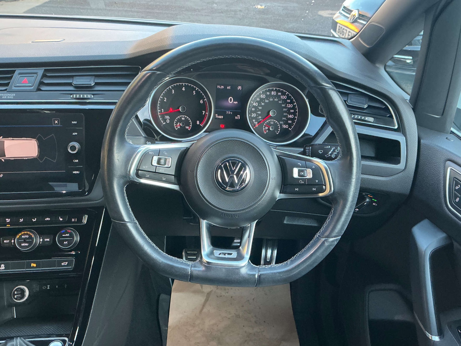 Used Volkswagen Touran 2018 for sale - 76606068: Photo 36