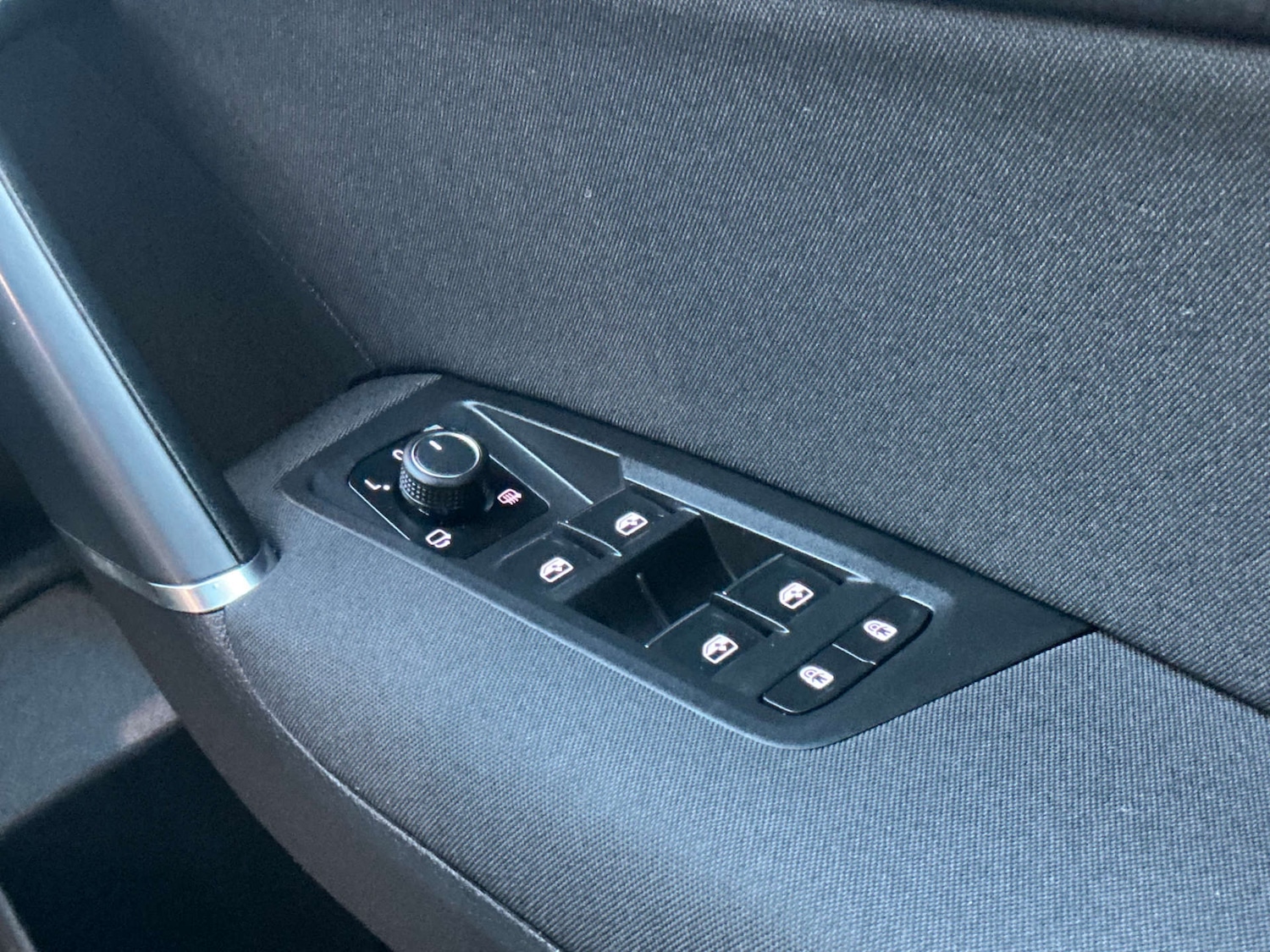 Used Volkswagen Touran 2018 for sale - 76606068: Photo 37