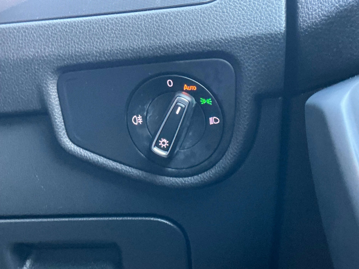 Used Volkswagen Touran 2018 for sale - 76606068: Photo 38