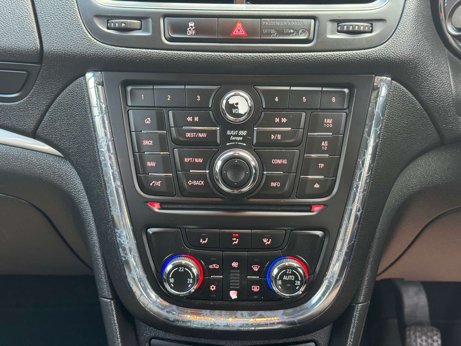 Used Vauxhall Mokka 2014 for sale - 76419919: Photo 25