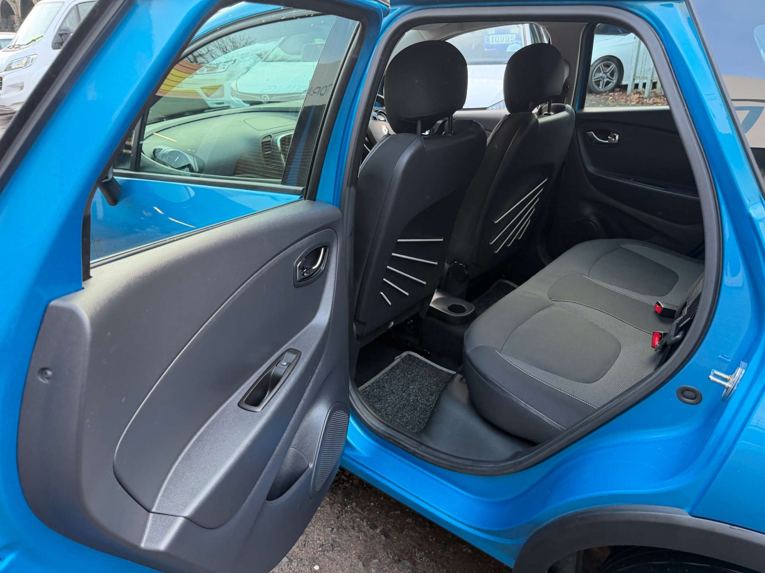 Used Renault Captur 2017 for sale - 76897268: Photo 21