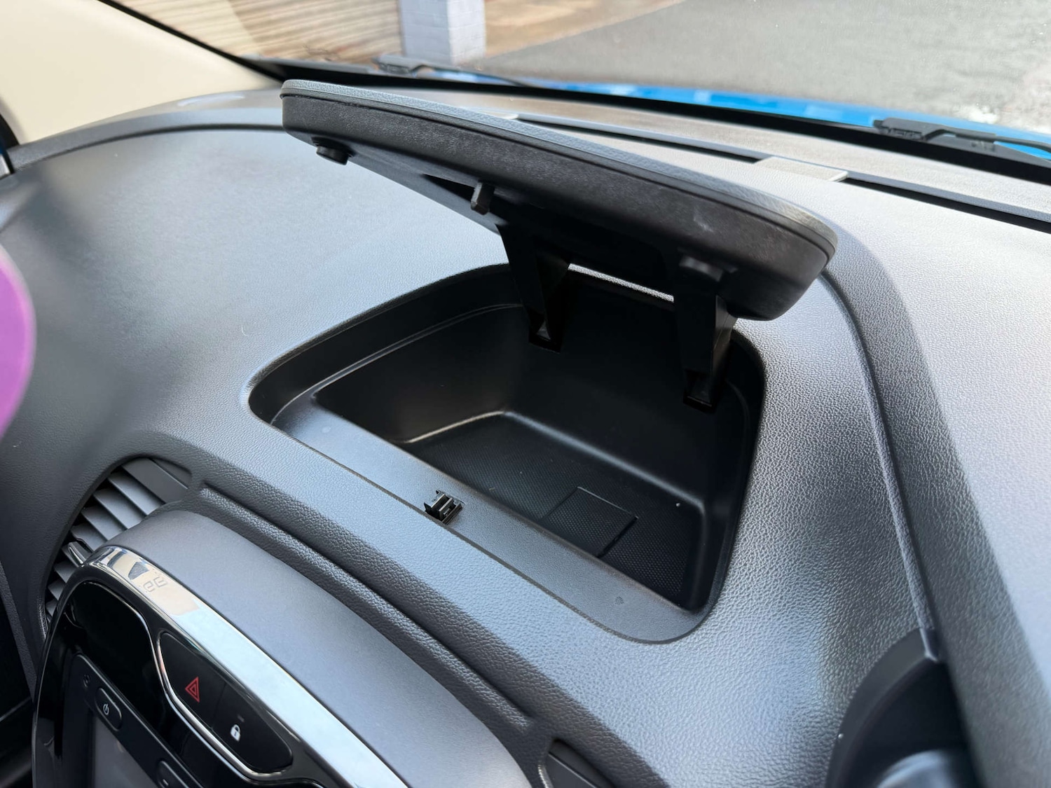 Used Renault Captur 2017 for sale - 76897268: Photo 29