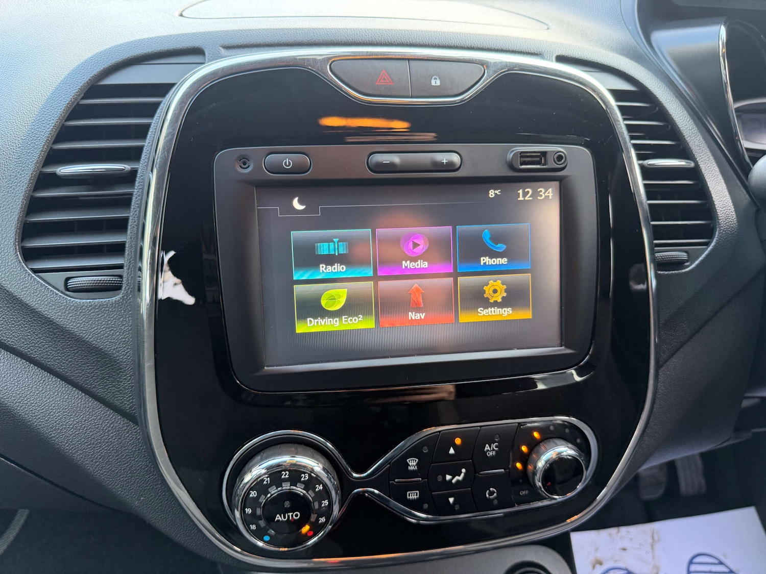 Used Renault Captur 2017 for sale - 76897268: Photo 30