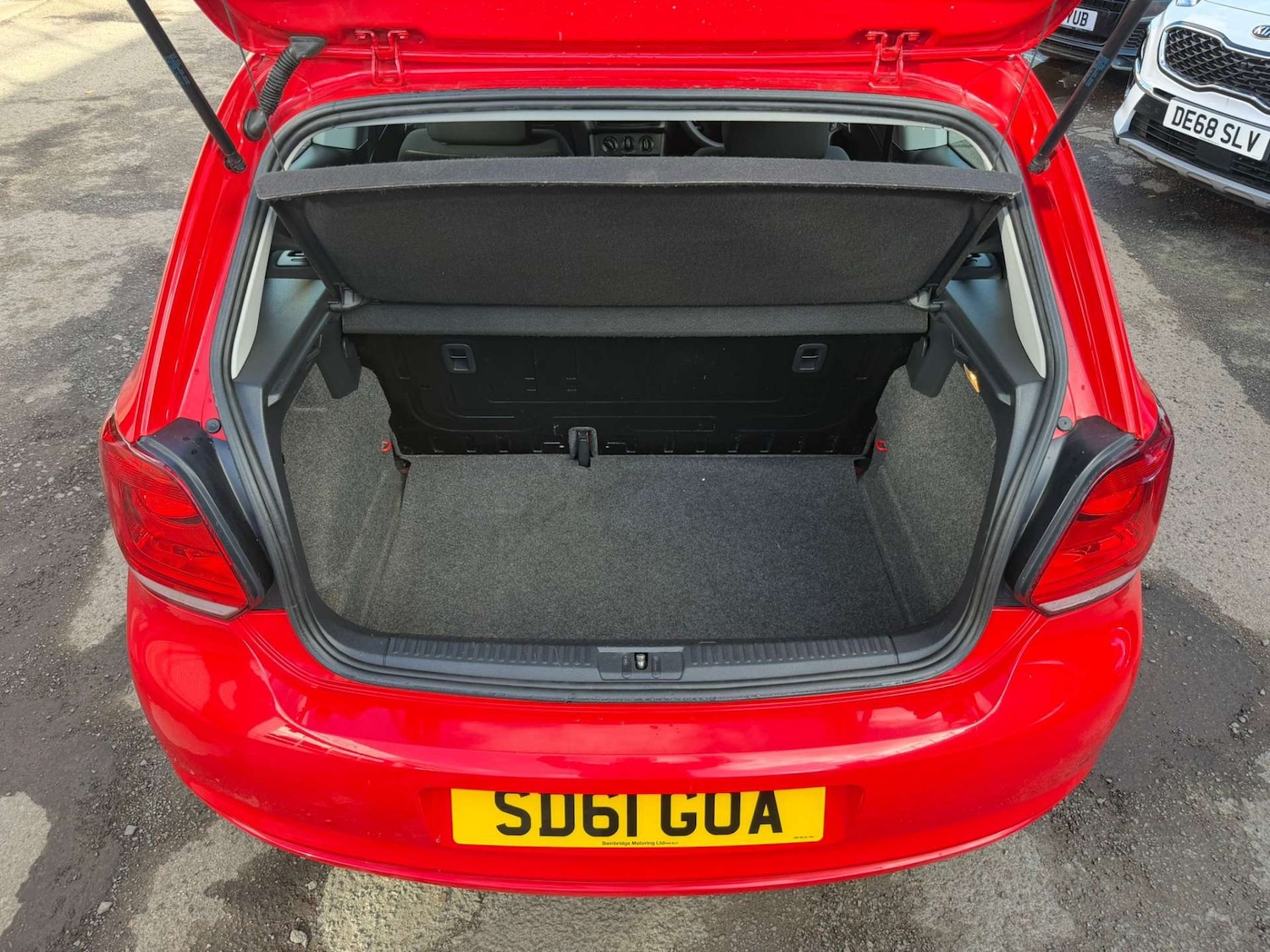 Used Volkswagen Polo 2011 for sale - 77841739: Photo 18