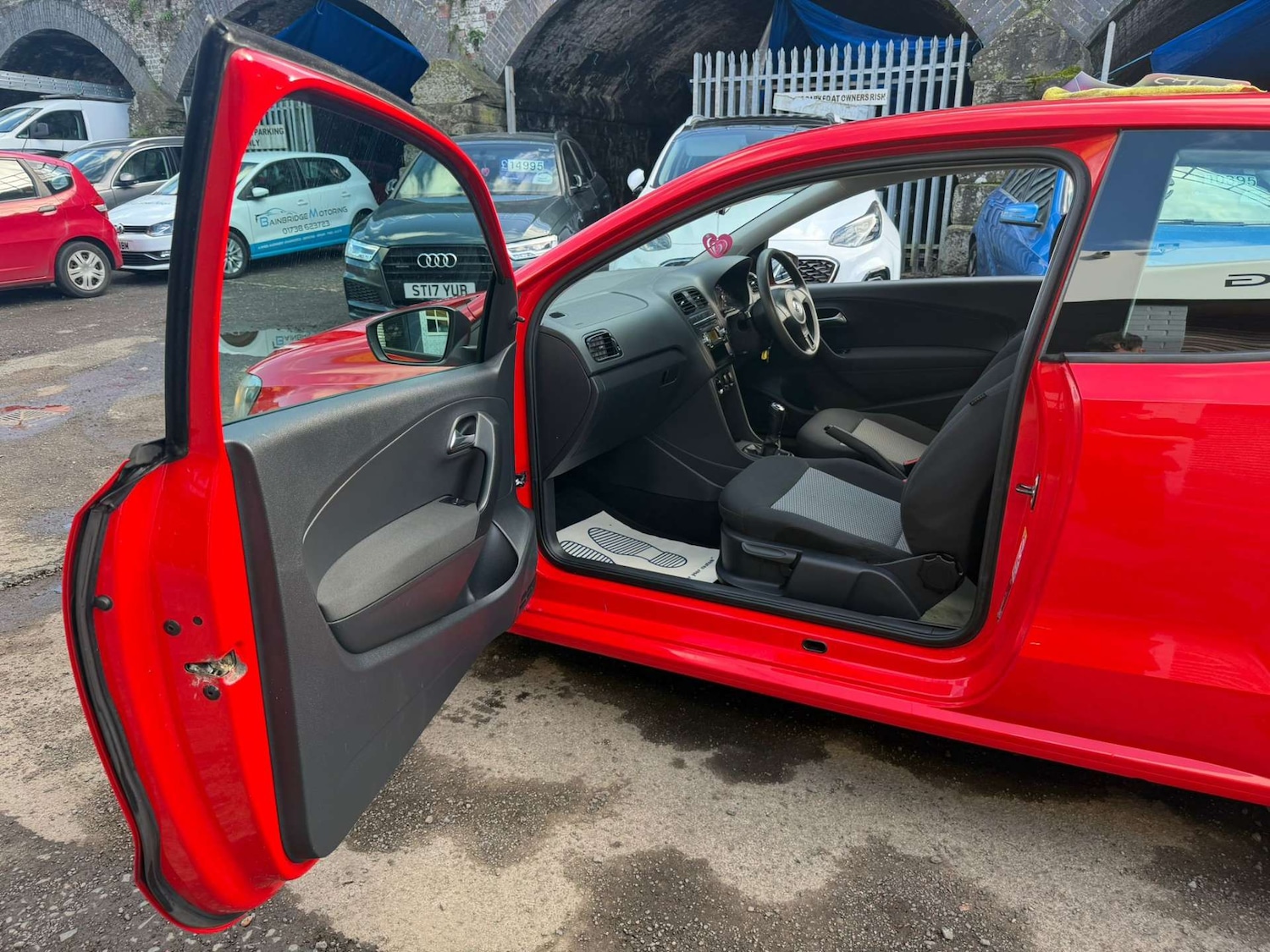 Used Volkswagen Polo 2011 for sale - 77841739: Photo 20