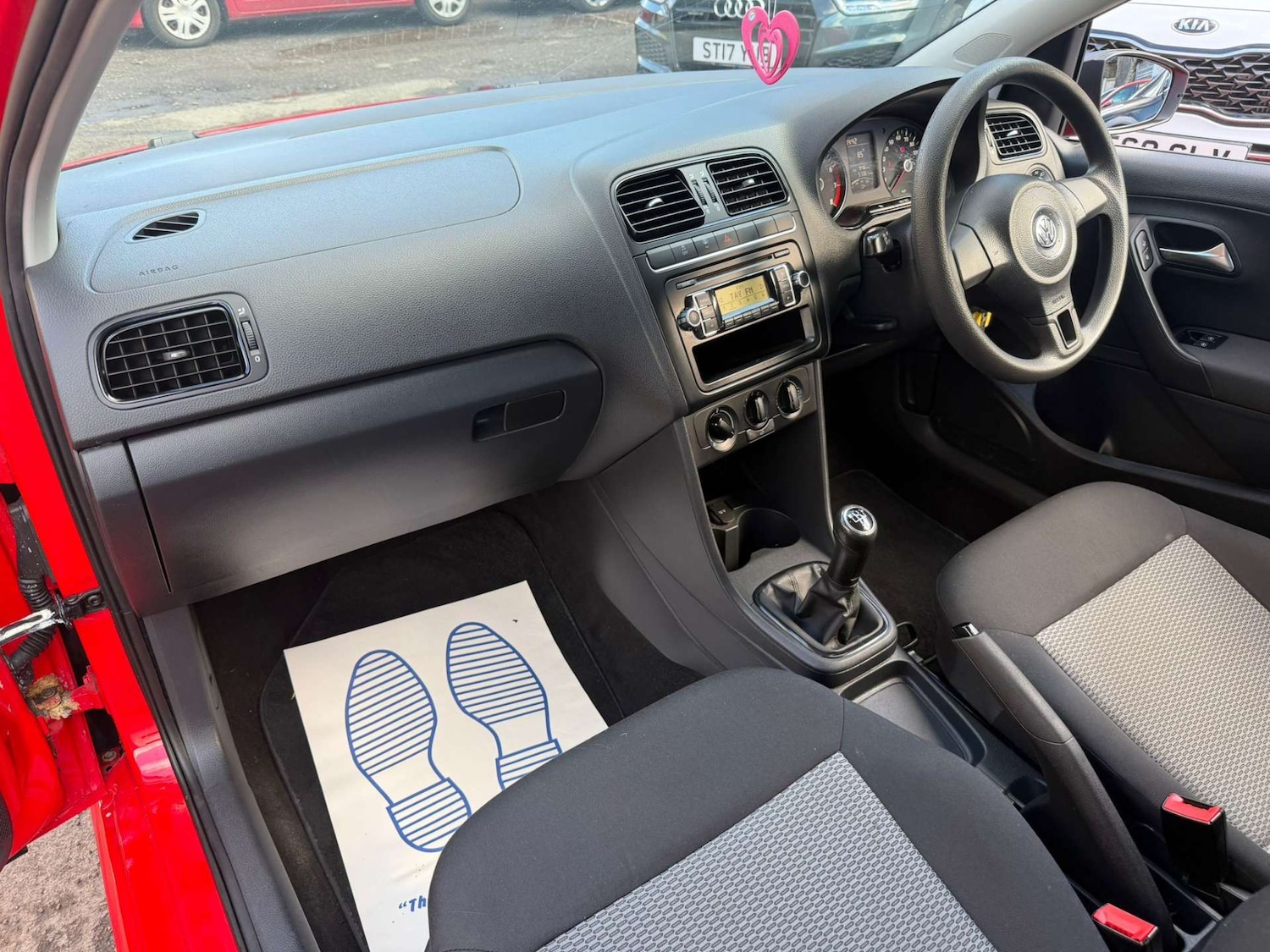 Used Volkswagen Polo 2011 for sale - 77841739: Photo 22