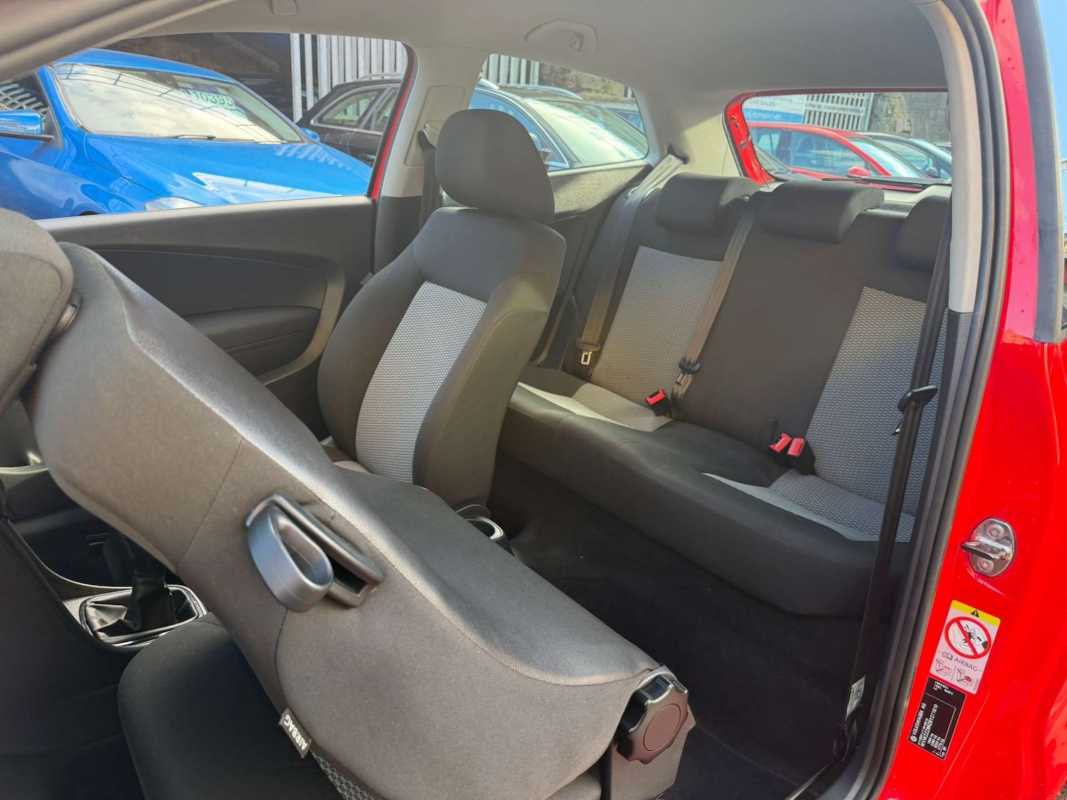 Used Volkswagen Polo 2011 for sale - 77841739: Photo 23