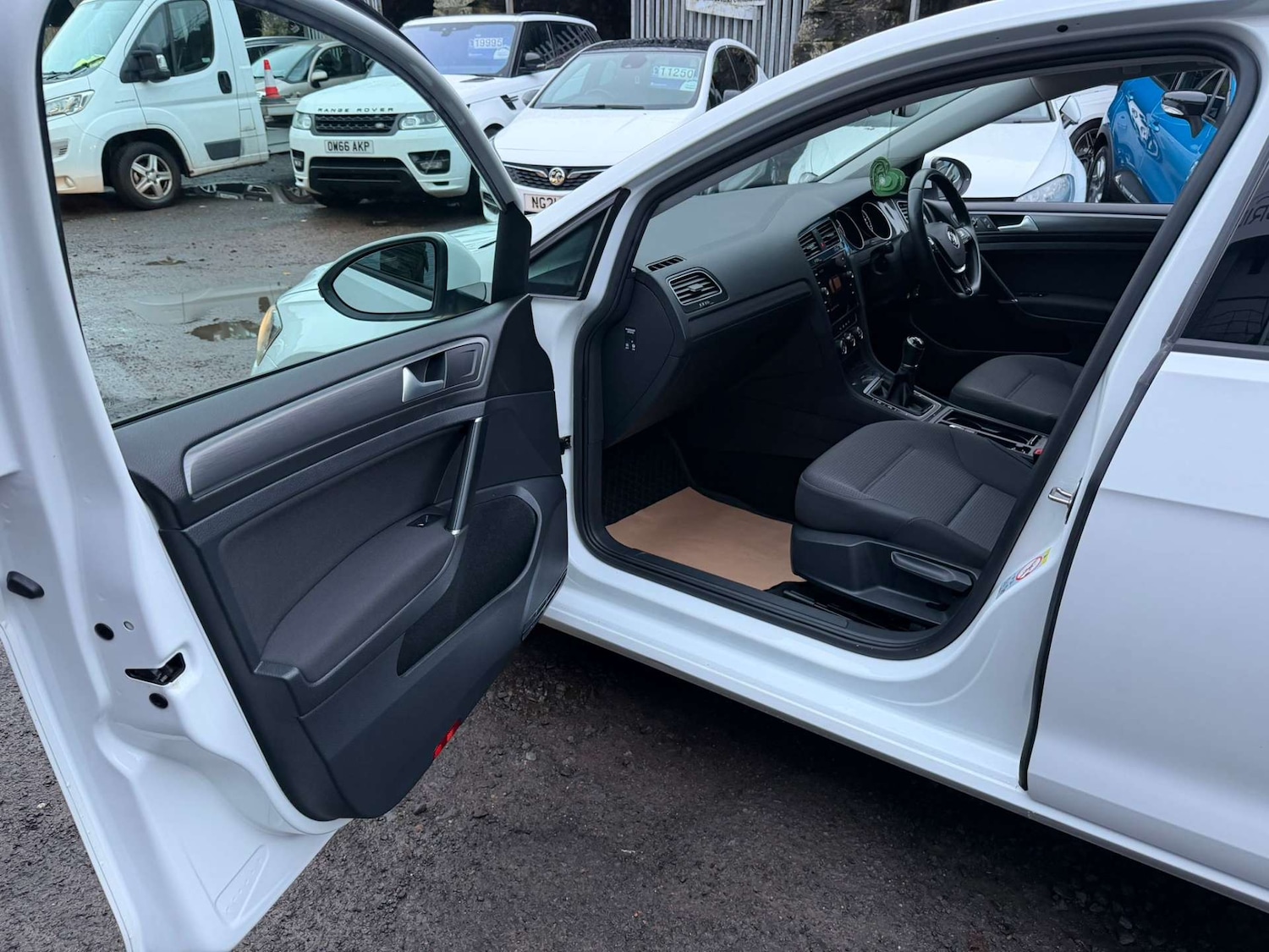 Used Volkswagen Golf 2019 for sale - 76897272: Photo 25