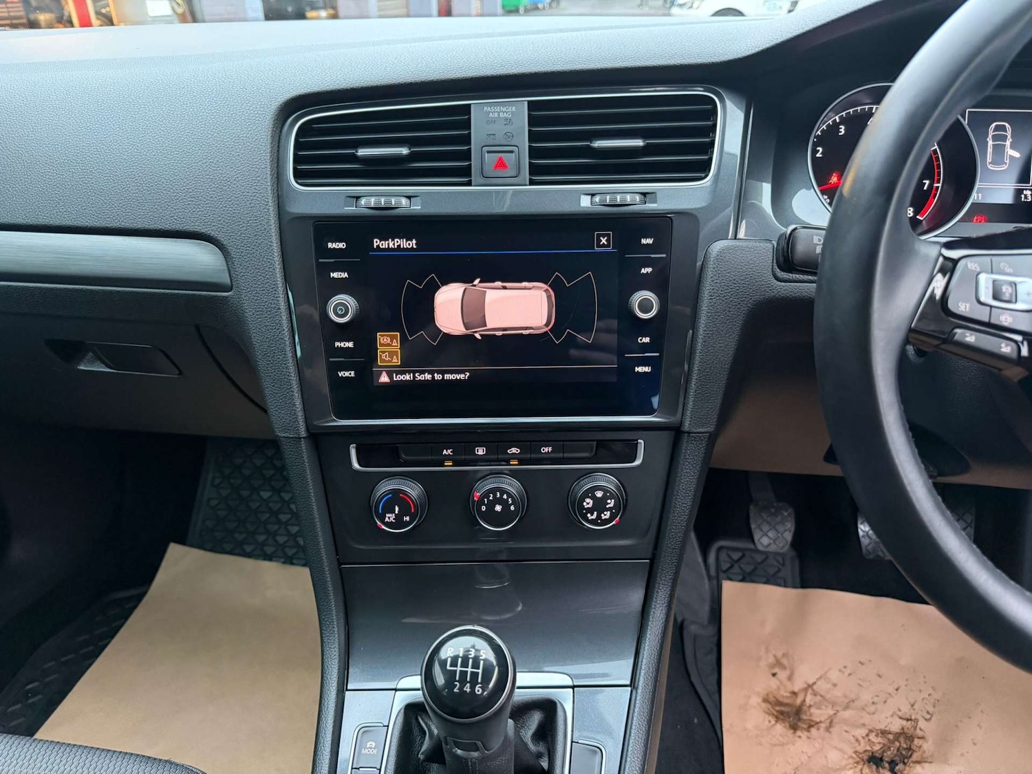 Used Volkswagen Golf 2019 for sale - 76897272: Photo 29