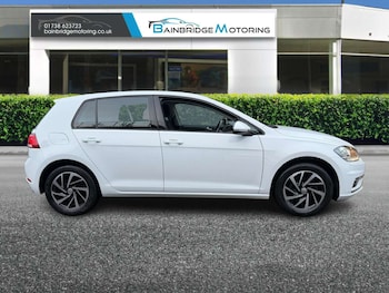 Used Volkswagen Golf 2019 for sale - 76897272: Photo