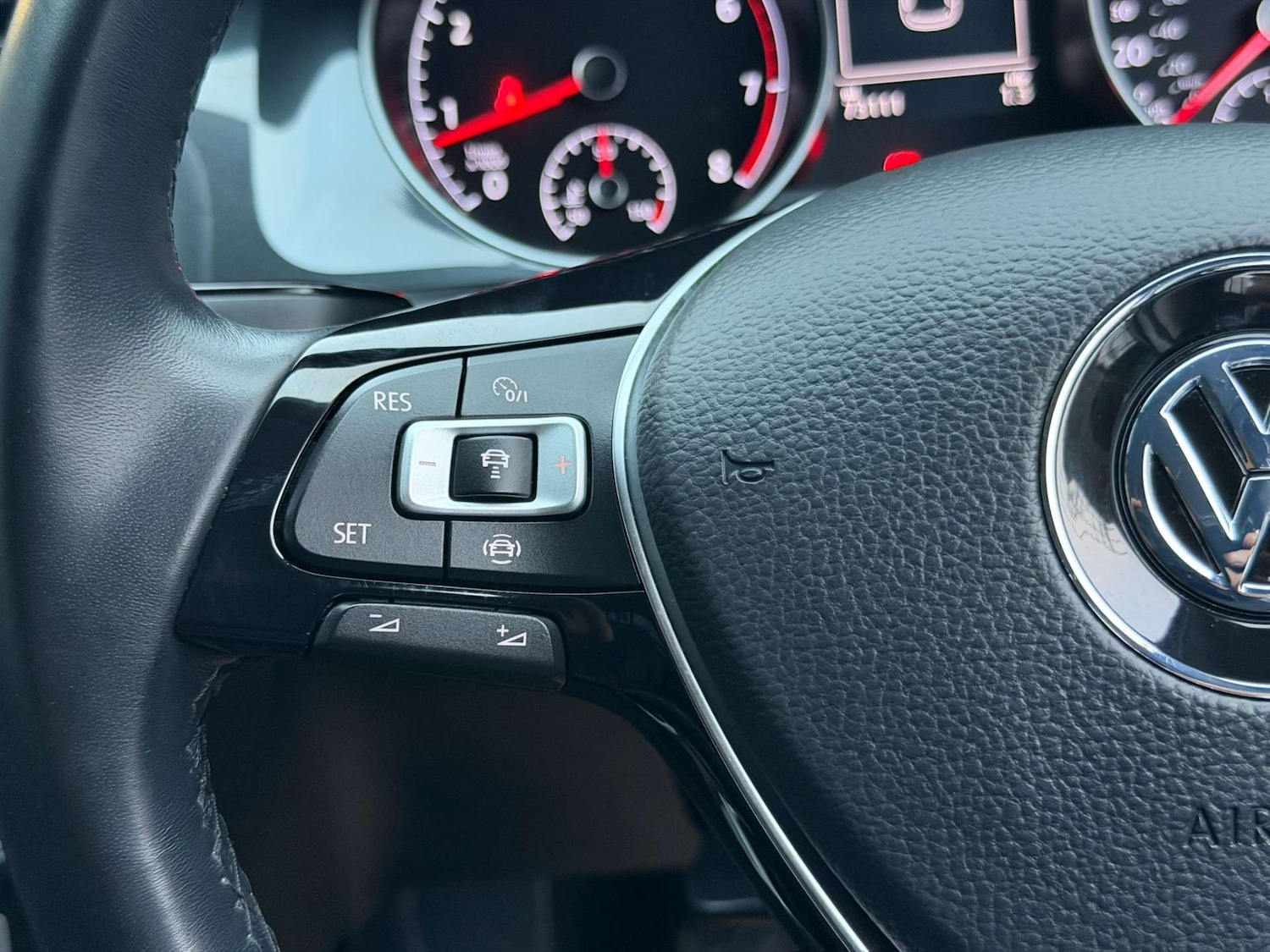 Used Volkswagen Golf 2019 for sale - 76897272: Photo 30