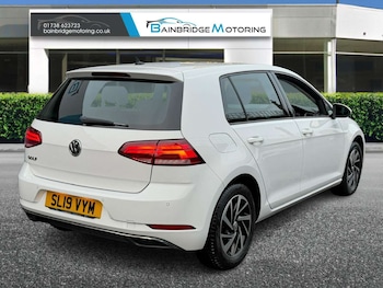 Used Volkswagen Golf 2019 for sale - 76897272: Photo