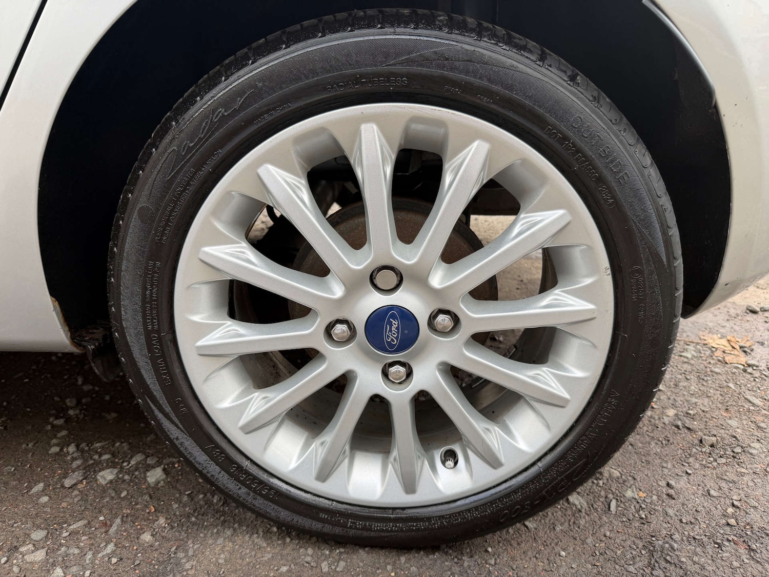 Used Ford Fiesta 2014 for sale - 76933026: Photo 9