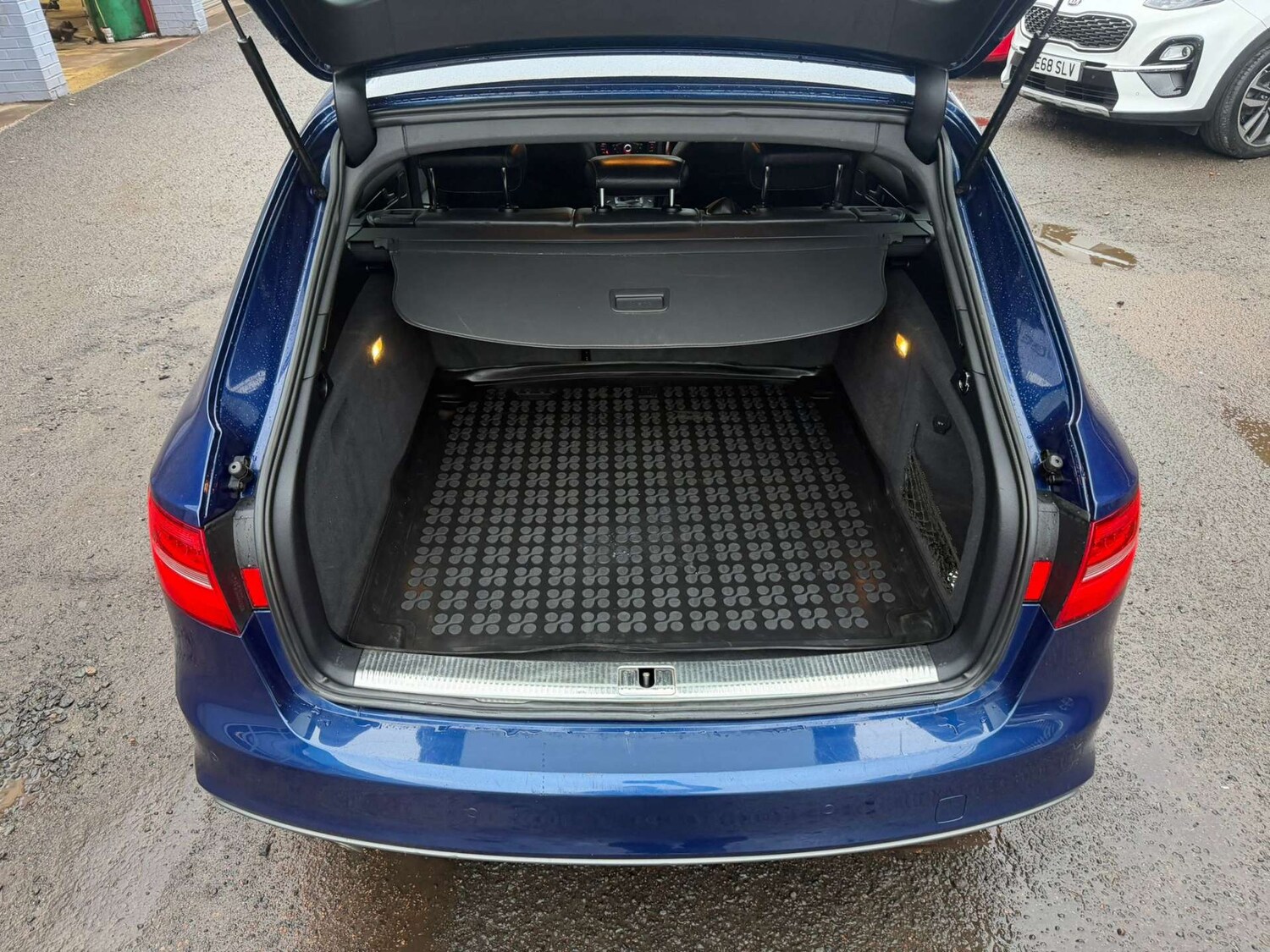 Used Audi A4 2013 for sale - 77490162: Photo 15