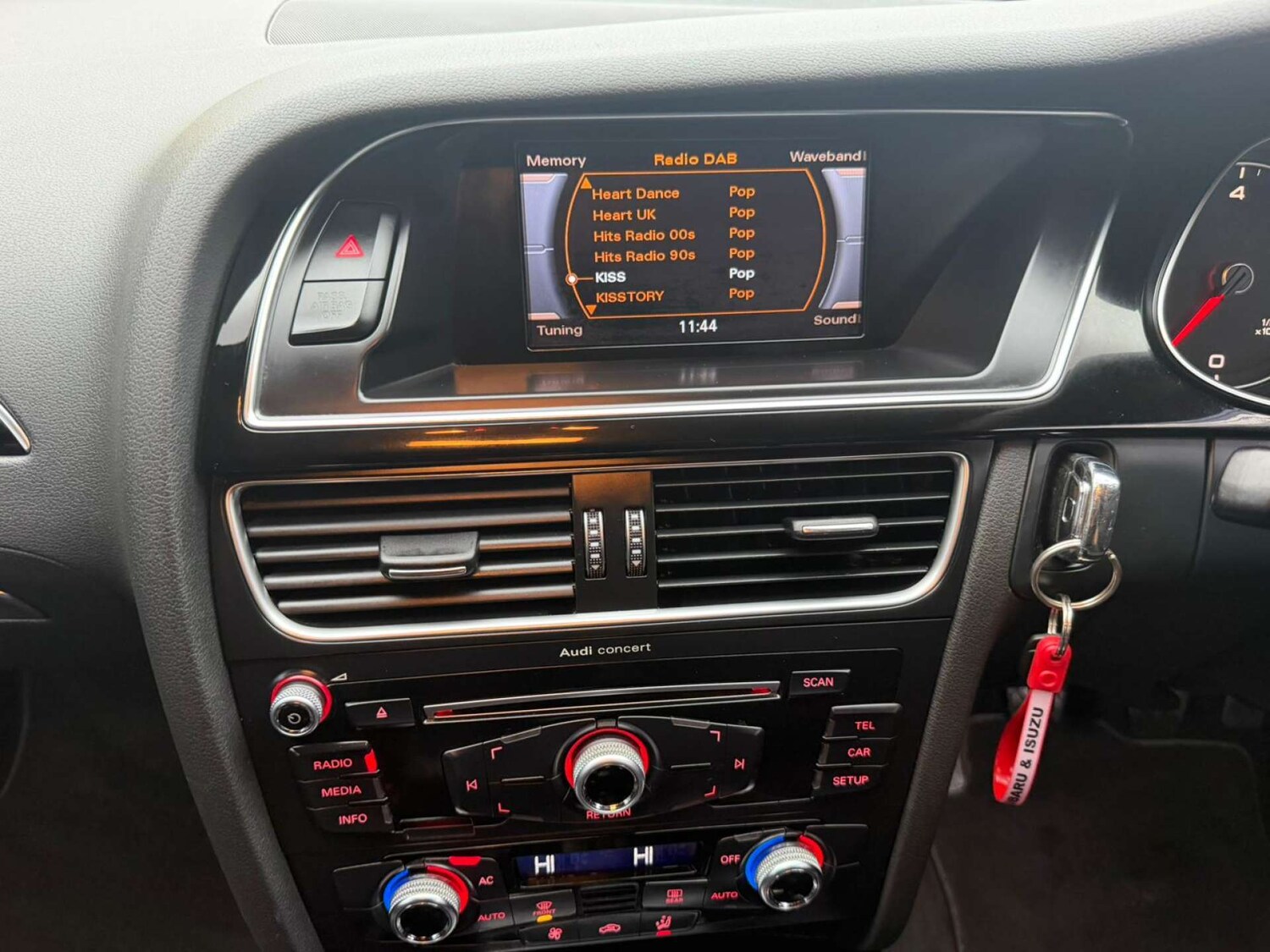 Used Audi A4 2013 for sale - 77490162: Photo 25