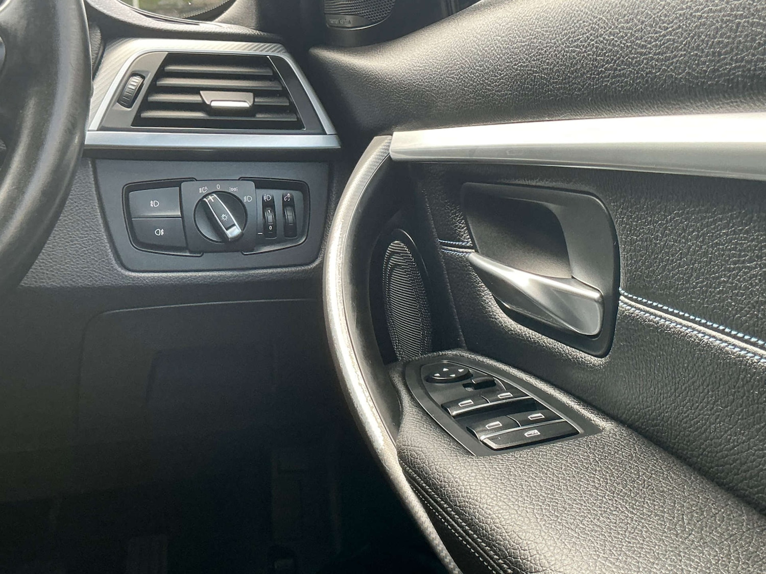 Used BMW 3 Series 2018 for sale - 76608837: Photo 35