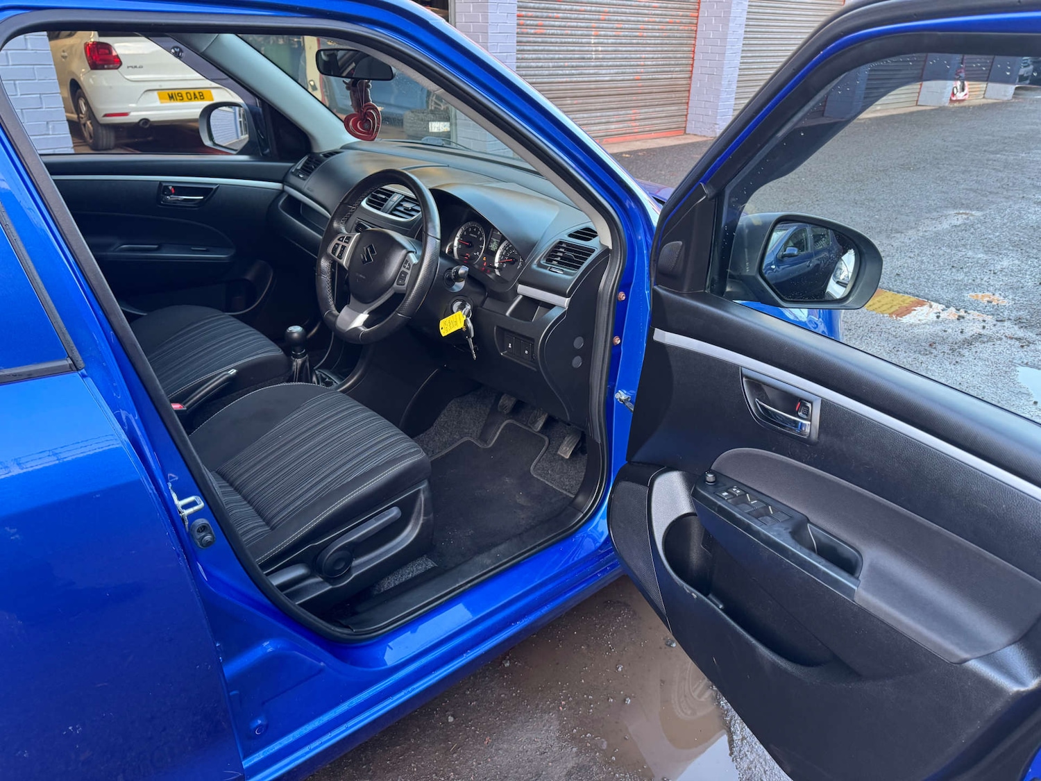 Used Suzuki Swift 2016 for sale - 76600900: Photo 13