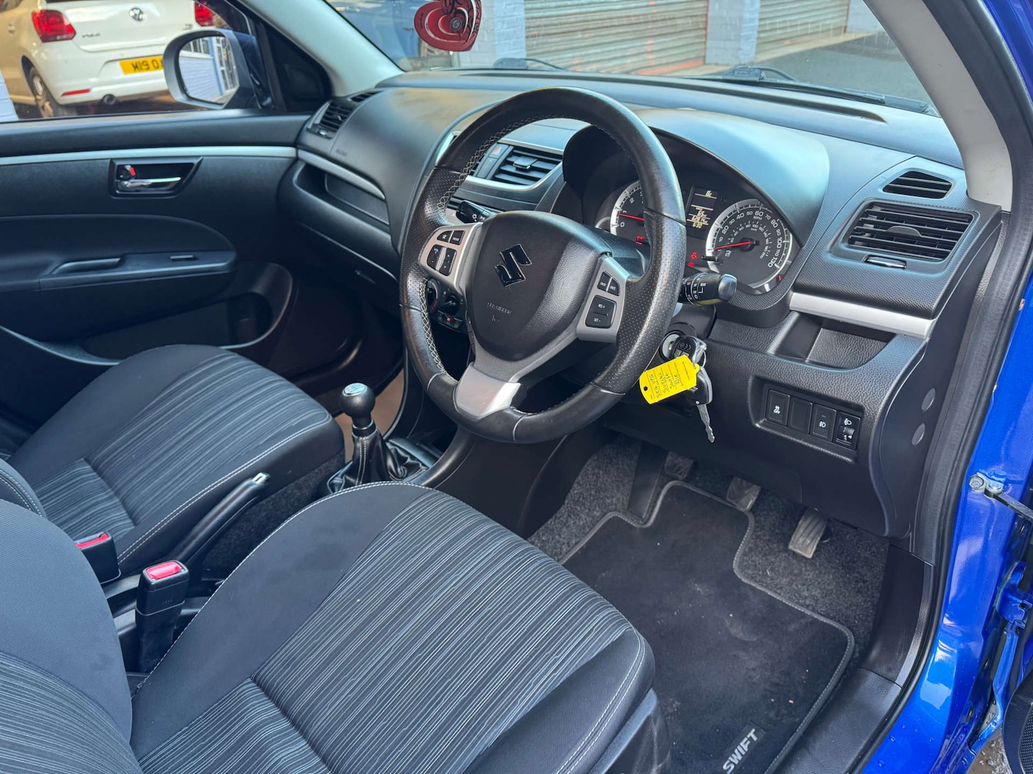 Used Suzuki Swift 2016 for sale - 76600900: Photo 15