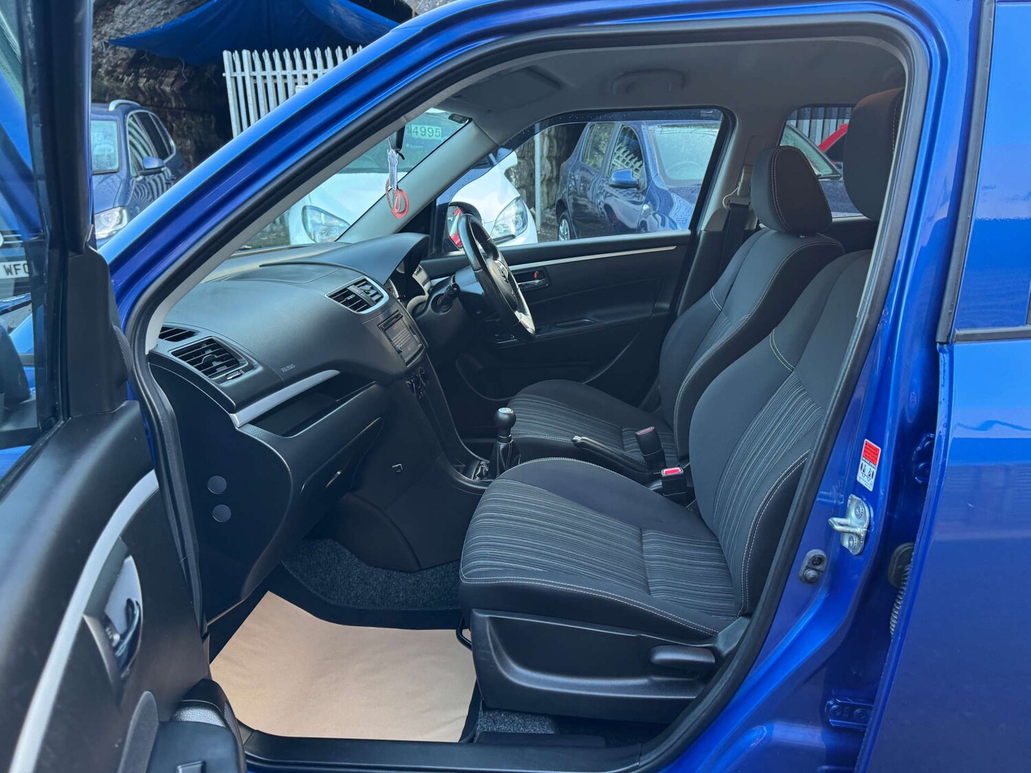 Used Suzuki Swift 2016 for sale - 76600900: Photo 25