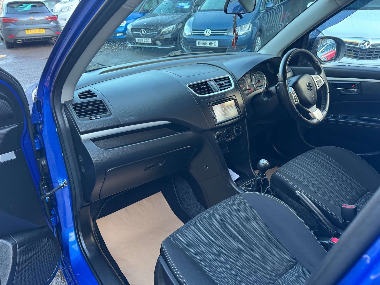 Used Suzuki Swift 2016 for sale - 76600900: Photo 26