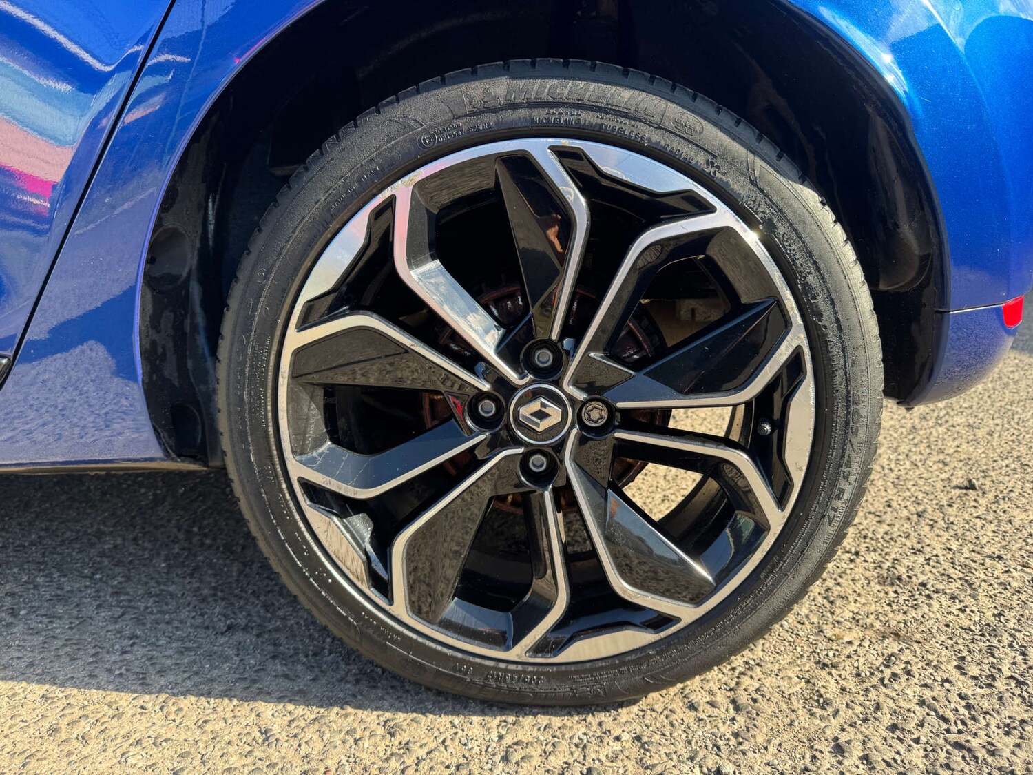 Used Renault Clio 2018 for sale - 76041526: Photo 12