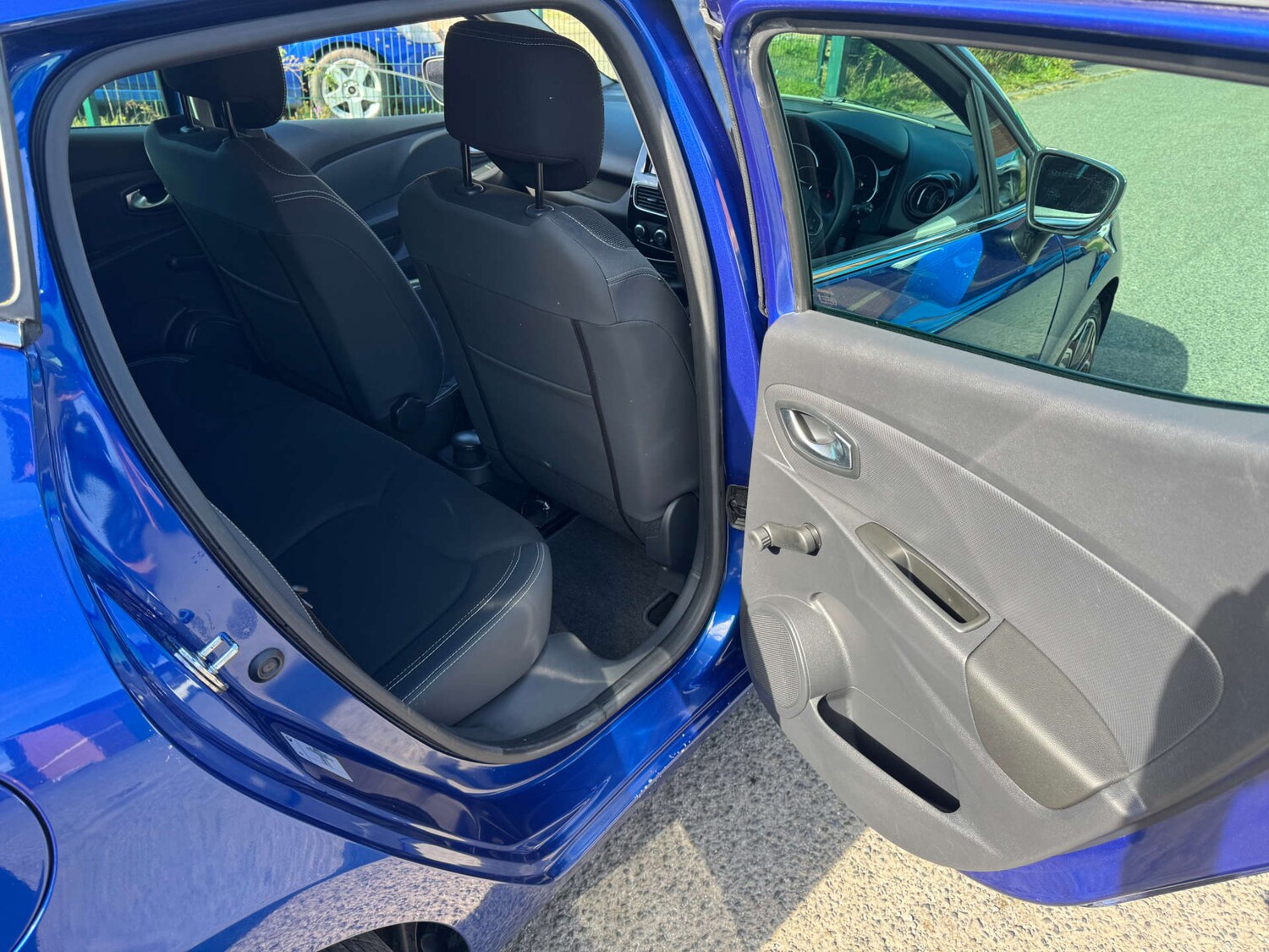 Used Renault Clio 2018 for sale - 76041526: Photo 15