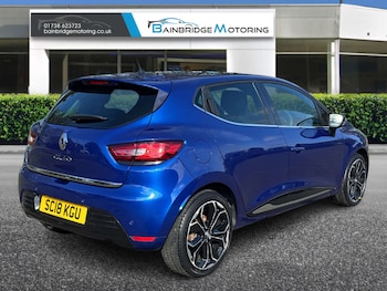 Used Renault Clio 2018 for sale - 76041526: Photo