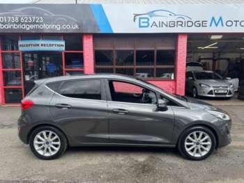 Used Ford Fiesta 2017 for sale - 75042576: Photo