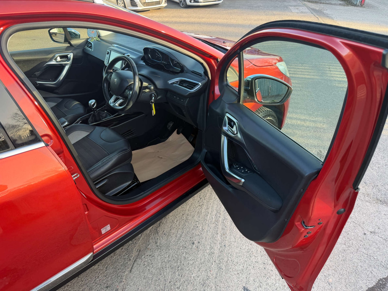 Used Peugeot 2008 2015 for sale - 78063293: Photo 13